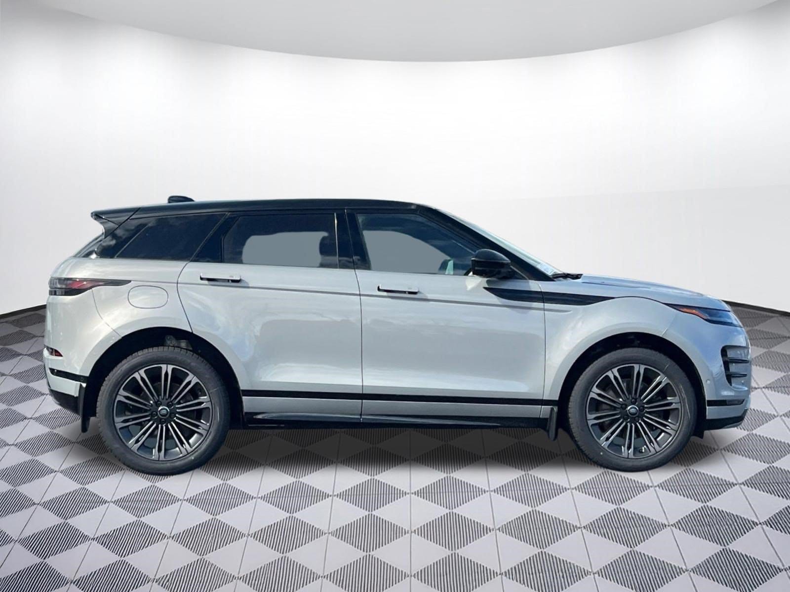 2026 Land Rover Range Rover Evoque Dynamic SE - Photo 7