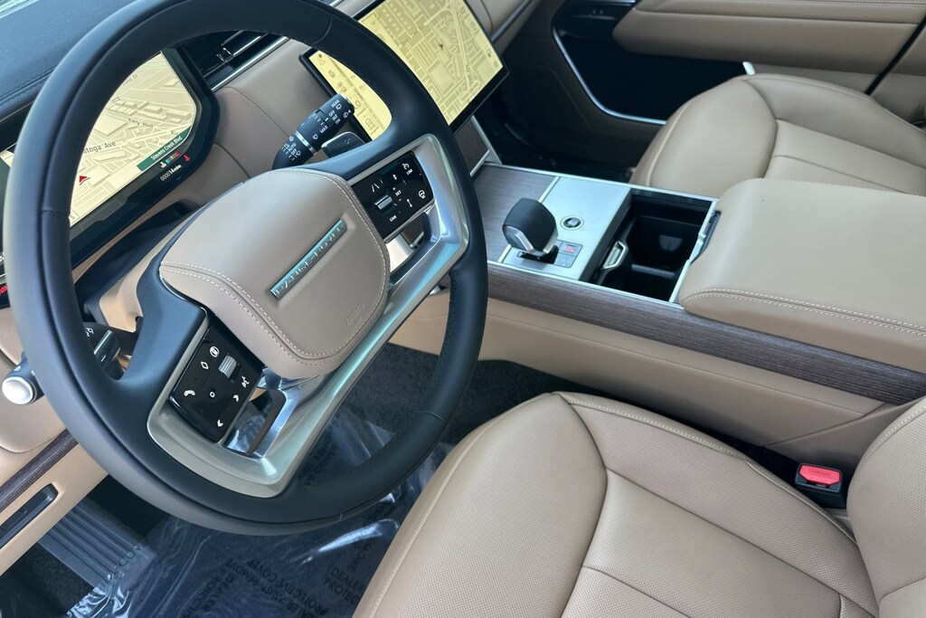 New 2026 Land Rover Range Rover P400 SE 7 Seat SUV