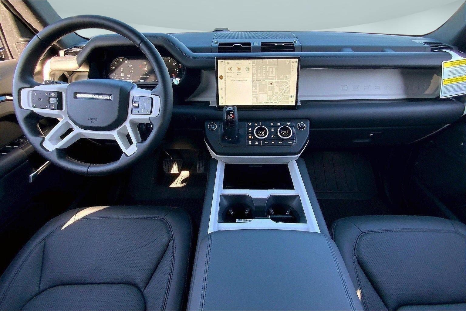 2025 Land Rover Defender S - Photo 6
