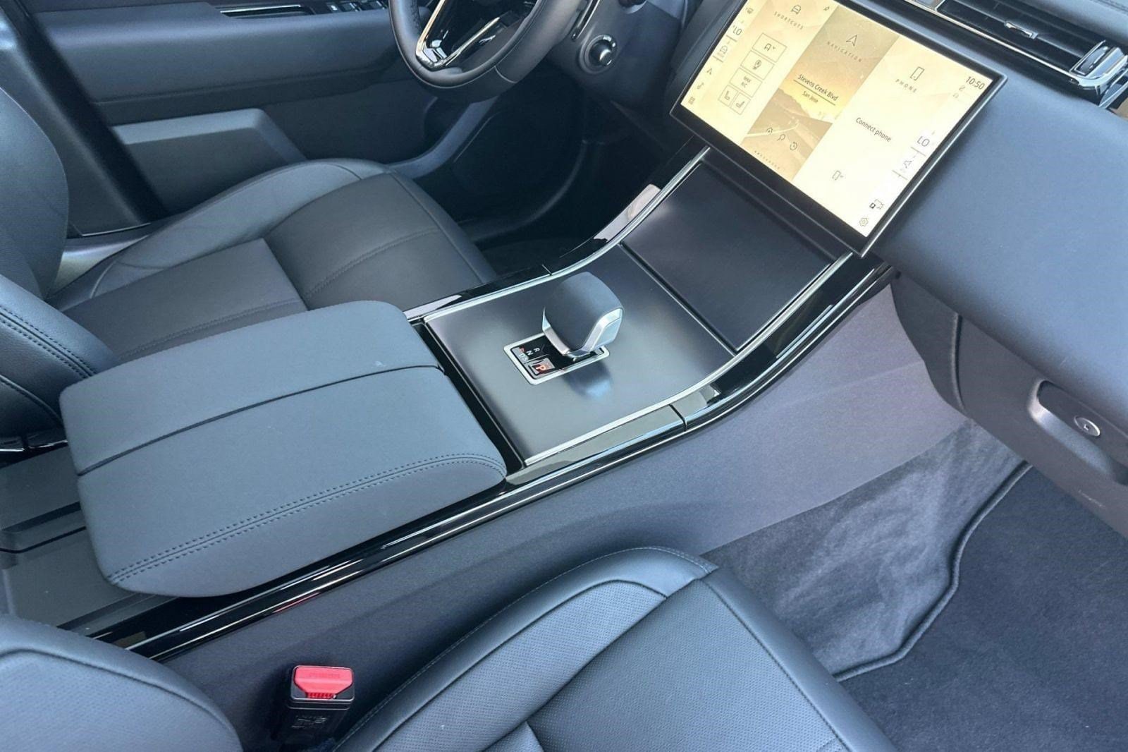 2026 Land Rover Range Rover Velar Dynamic SE - Photo 17