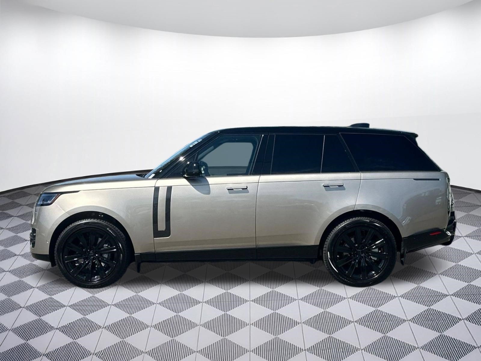 2026 Land Rover Range Rover SE SUV