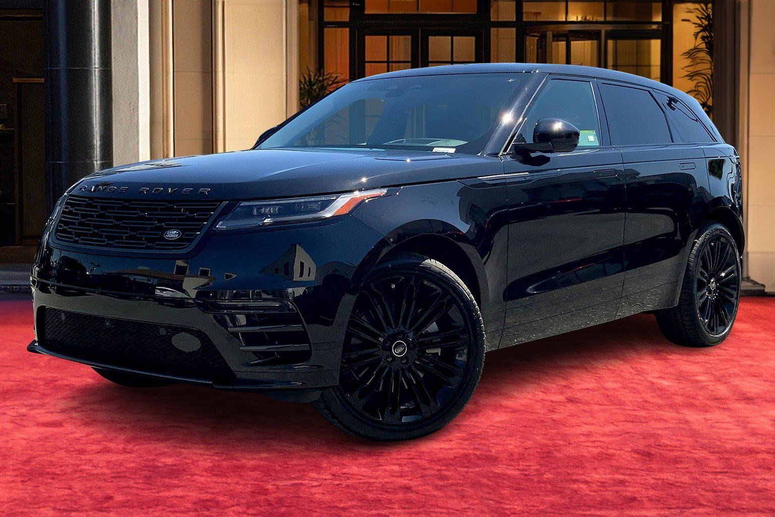 2026 Land Rover Range Rover Velar Dynamic SE