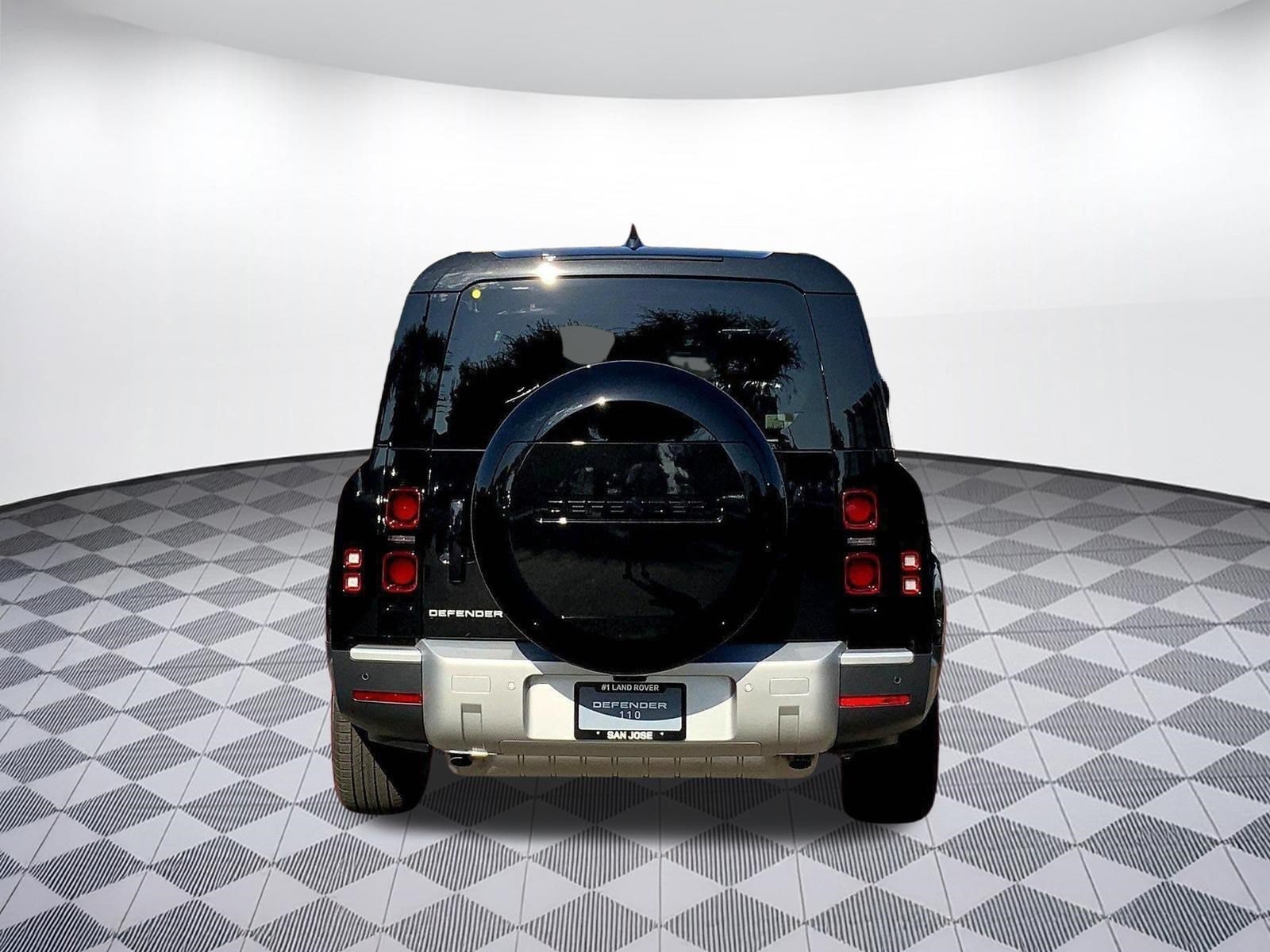 2025 Land Rover Defender S - Photo 11
