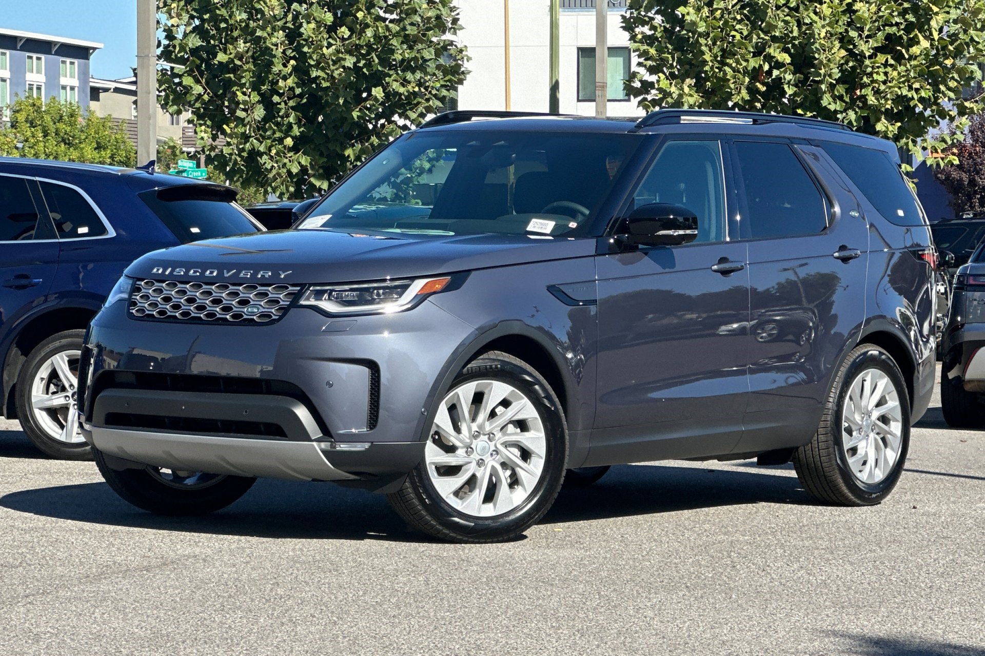 2026 Land Rover Discovery S SUV
