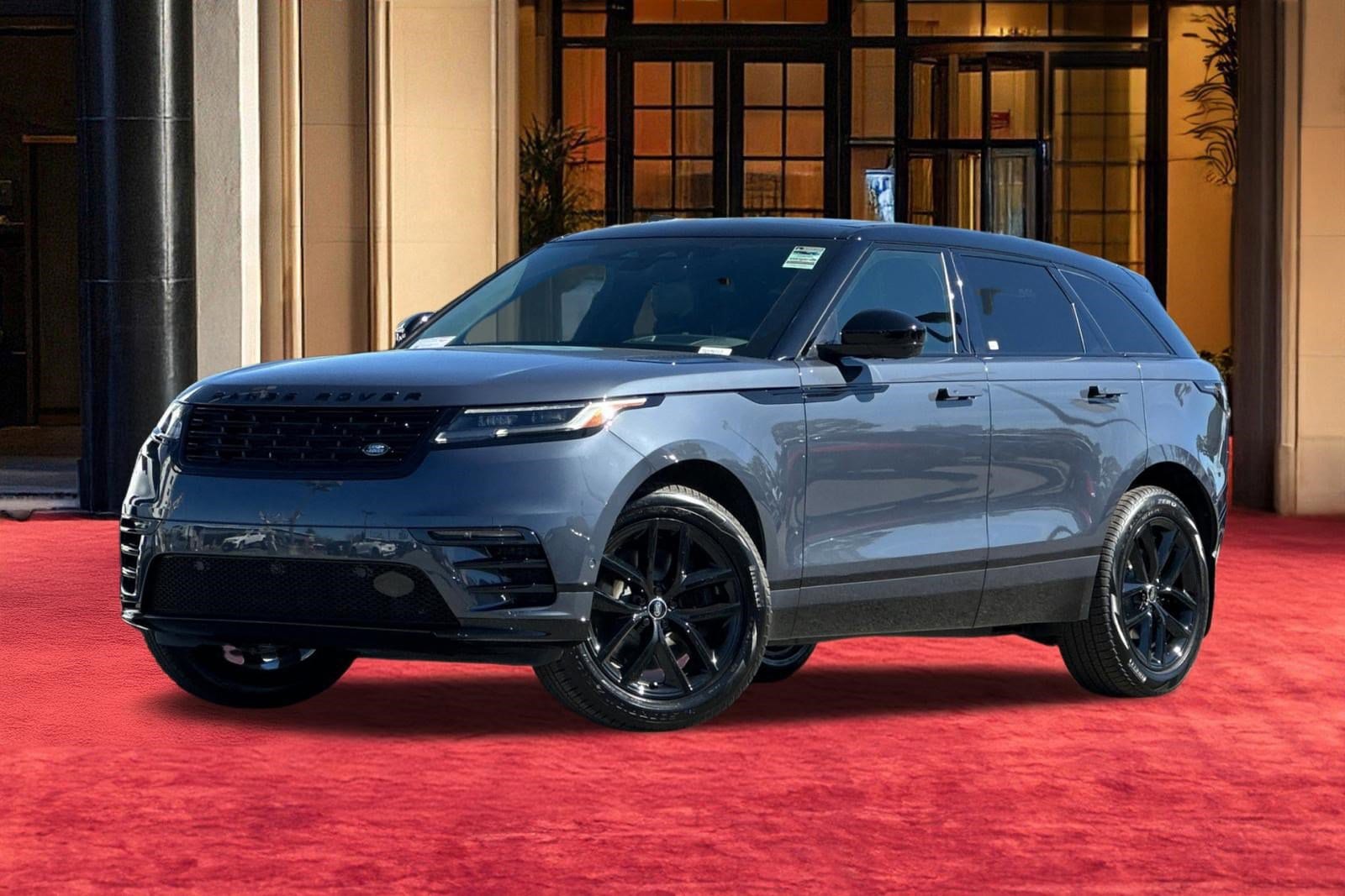 2026 Land Rover Range Rover Velar Dynamic SE