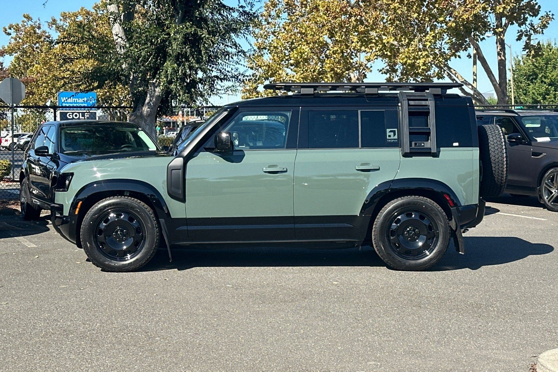 2026 Land Rover Defender 110 Defender 110 Trophy Edition - Keswick SUV