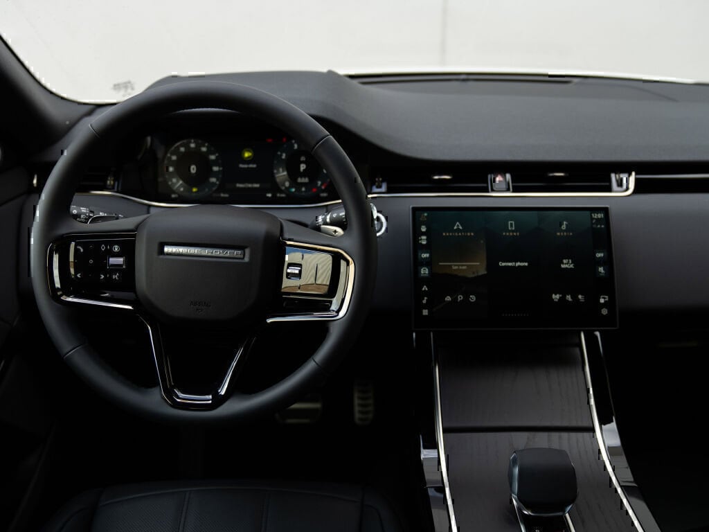 New 2025 Land Rover Range Rover Evoque Dynamic SE SUV