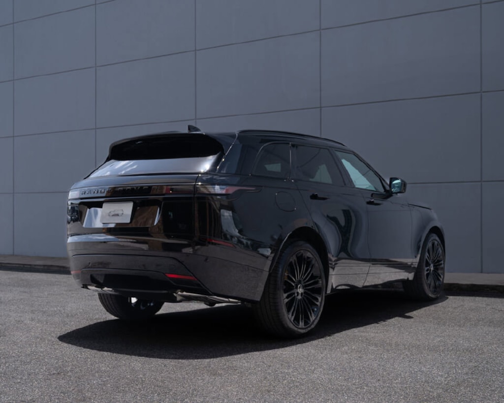 New 2026 Land Rover Range Rover Velar Dynamic SE P250 Dynamic SE