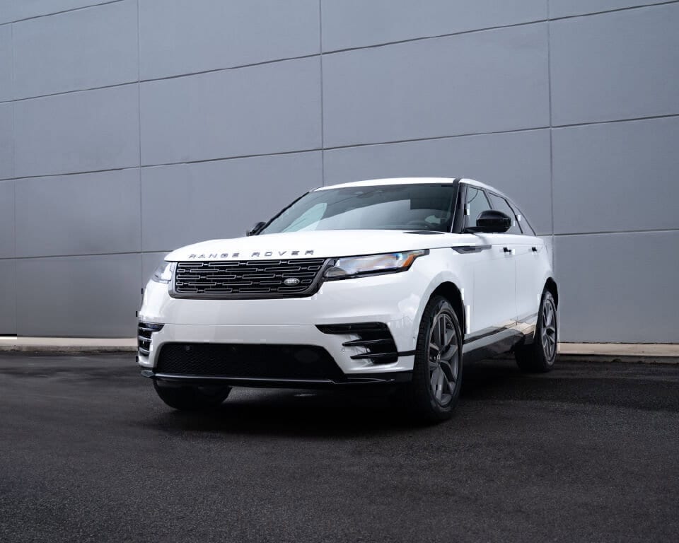 2026 Land Rover Range Rover Velar Dynamic SE