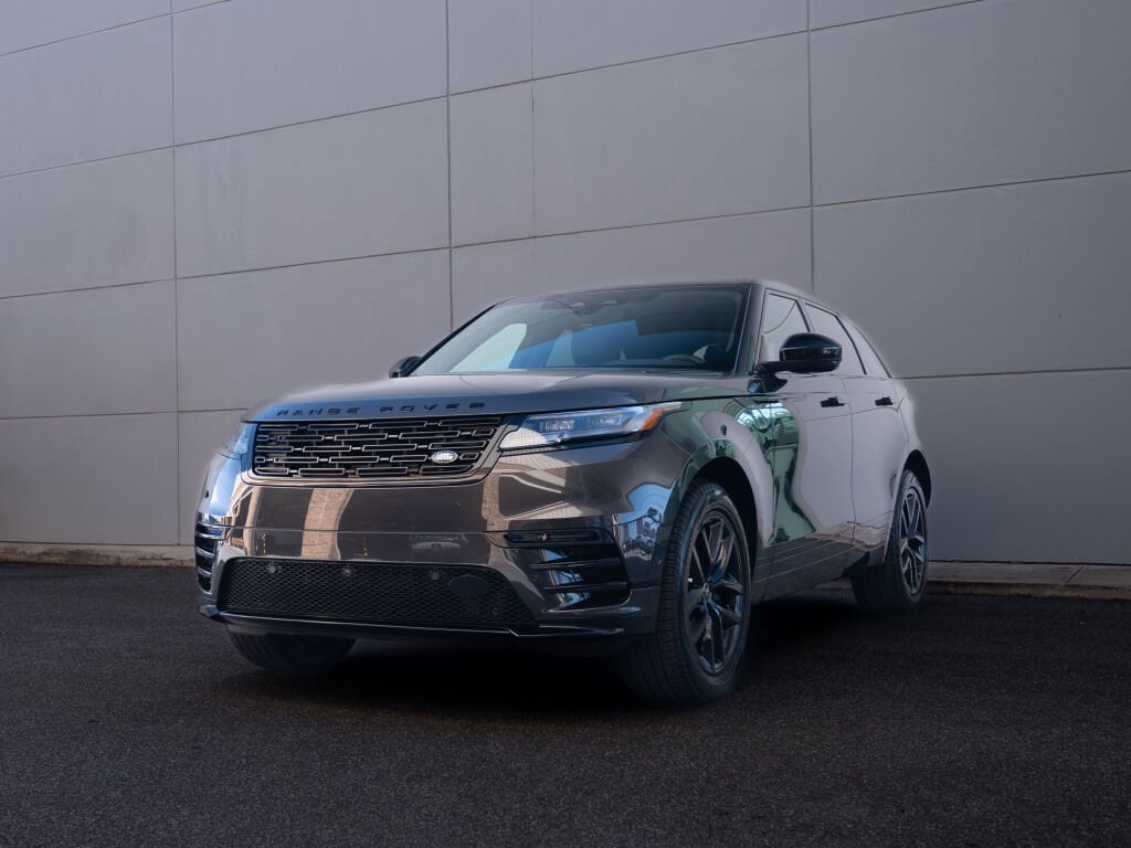 New 2026 Land Rover Range Rover Velar Dynamic SE P250 Dynamic SE