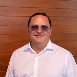 Staff member José Hernánez from 28f3f311886d