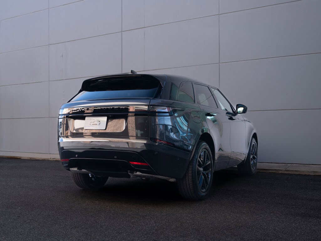 New 2026 Land Rover Range Rover Velar Dynamic SE P250 Dynamic SE