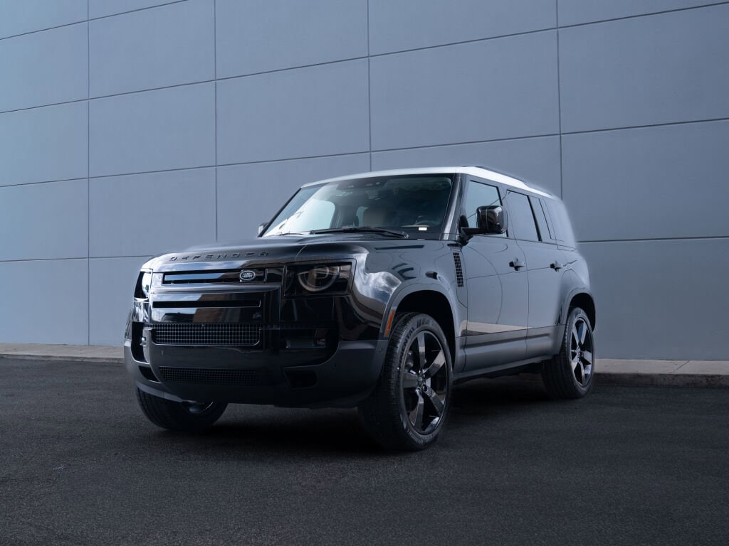 New 2026 Land Rover Defender 110 S 300PS SUV