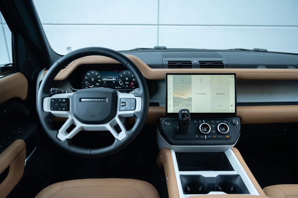 New 2026 Land Rover Defender 110 S 300PS SUV