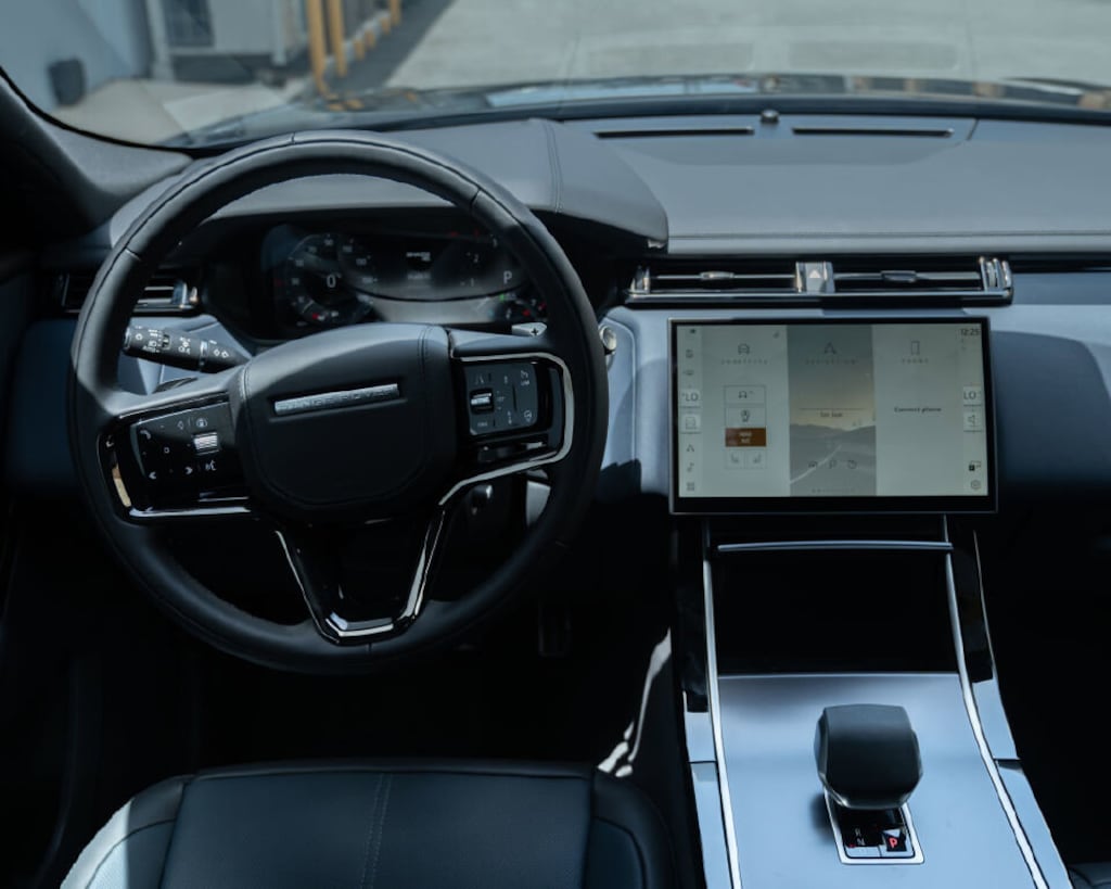 New 2026 Land Rover Range Rover Velar Dynamic SE P250 Dynamic SE