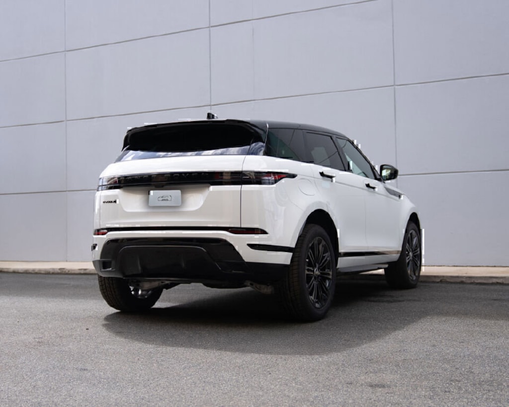 New 2025 Land Rover Range Rover Evoque Dynamic SE SUV