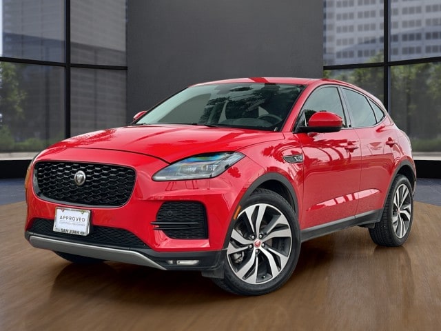 2022 Jaguar E-Pace SE's photo