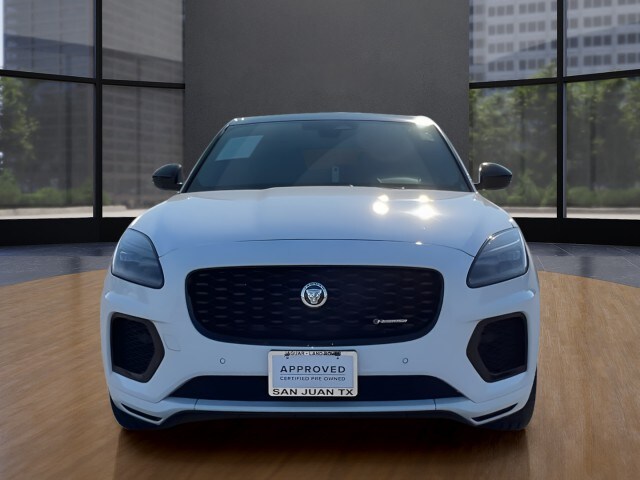 2024 Jaguar E-PACE R-Dynamic SE photo 3