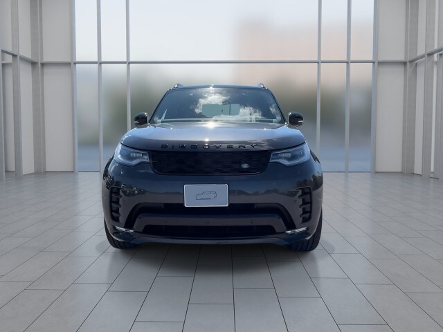 2025 Land Rover Discovery SE photo 3