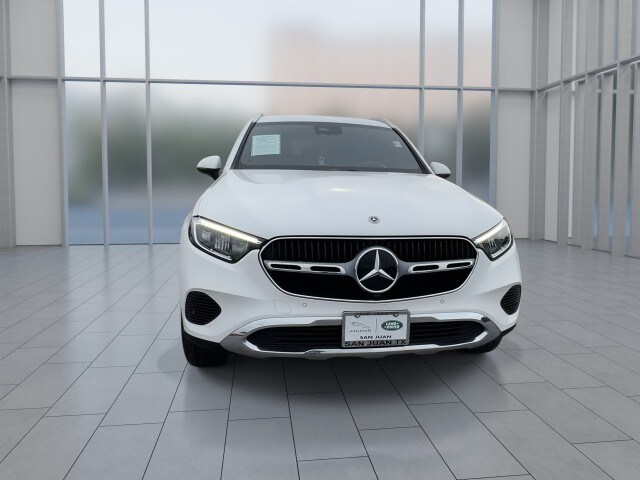 2024 Mercedes Benz GLC 300 photo 3