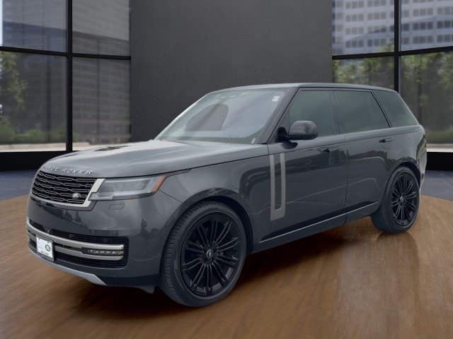2023 Land Rover Range Rover 3.0 SE SWB's photo