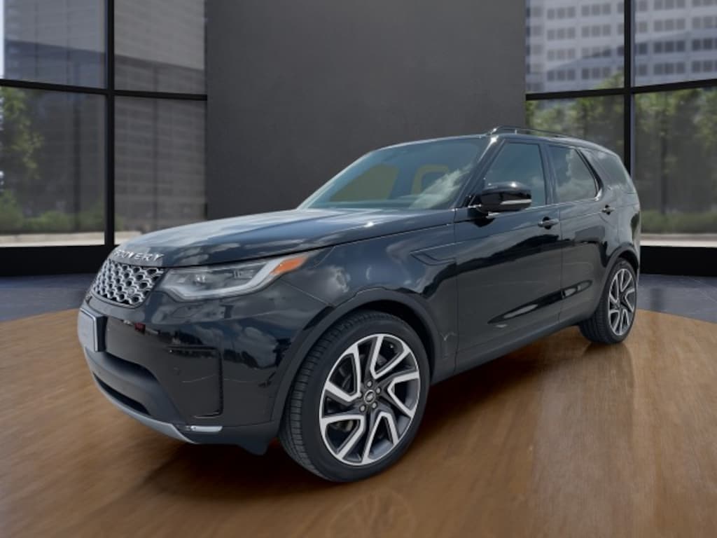 New 2025 Land Rover Discovery P300 S SUV