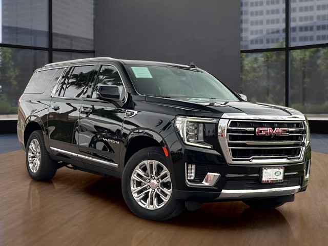 2023 GMC Yukon XL SLT's photo