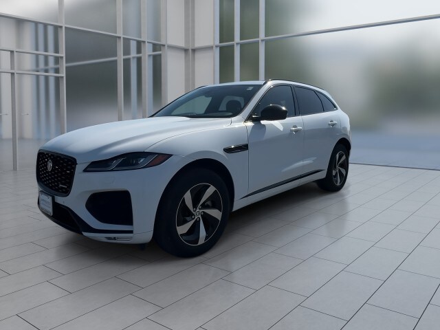 2025 Jaguar F-PACE P250 R-Dynamic S photo 3