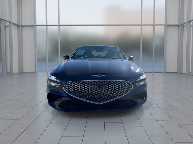 2024 Genesis G70 2.5T photo 3