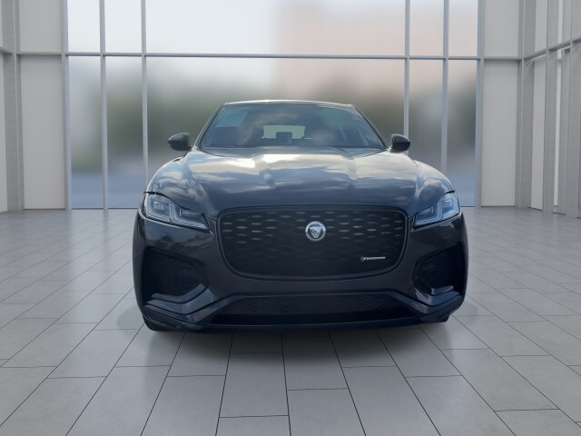 2025 Jaguar F-PACE P250 R-Dynamic S photo 3