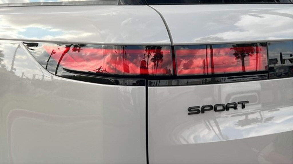 New 2025 Land Rover Range Rover Sport P400 Dynamic SE SUV