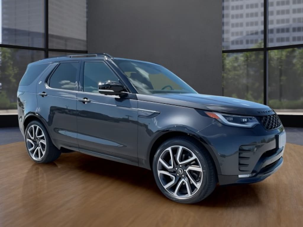 New 2025 Land Rover Discovery P300 Dynamic SE SUV