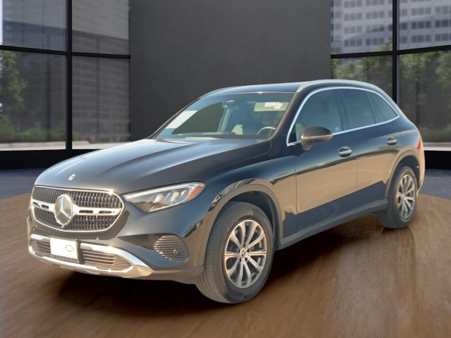 2024 Mercedes-Benz GLC GLC300's photo