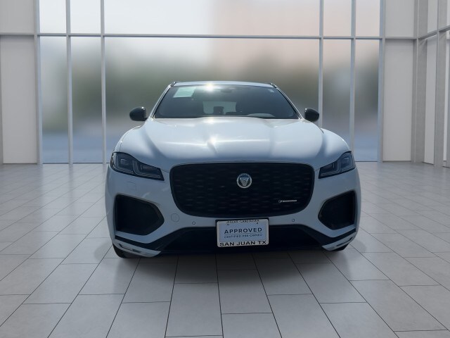 2025 Jaguar F-PACE P250 R-Dynamic S photo 2