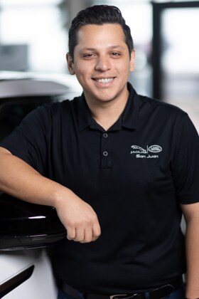 Staff member Johnny Solis from ID_c8c8a2c3e0fb