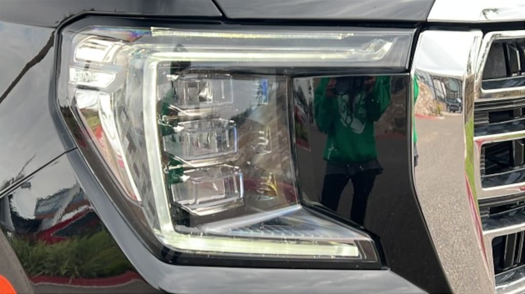 Used 2023 GMC Yukon XL SLT SUV