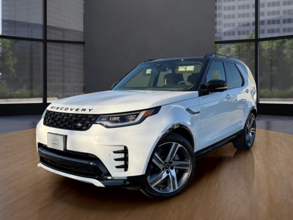 New 2026 Land Rover Discovery Dynamic SE SUV
