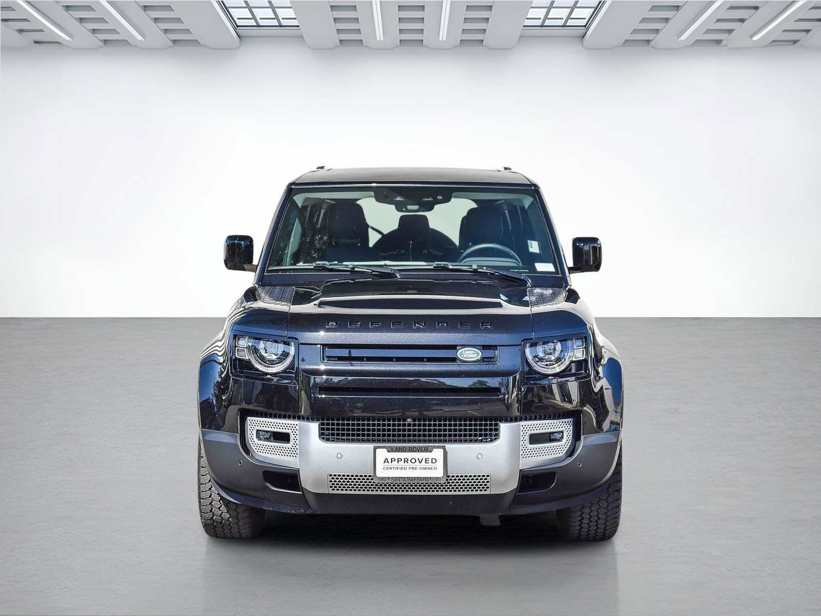 2024 Land Rover Defender 110 S photo 2