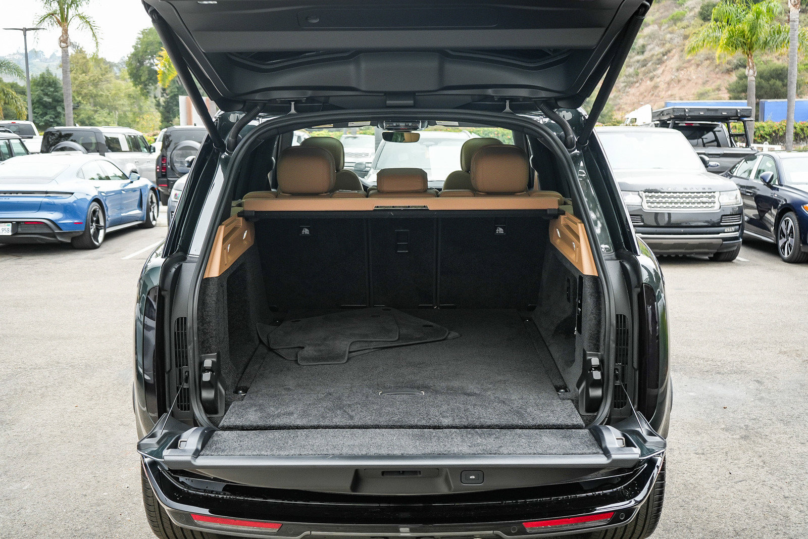 2024 Land Rover Range Rover SE - Photo 25