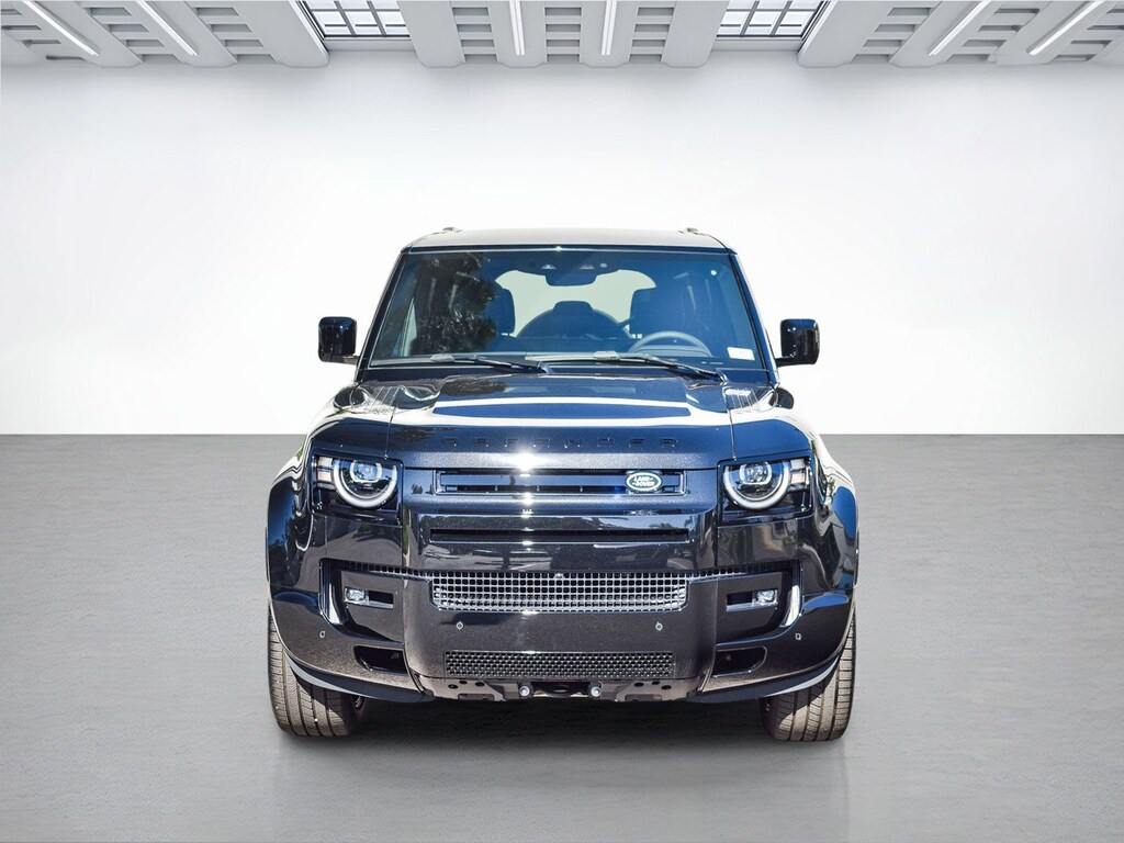 New 2026 Land Rover Defender 110 X-Dynamic SE SUV