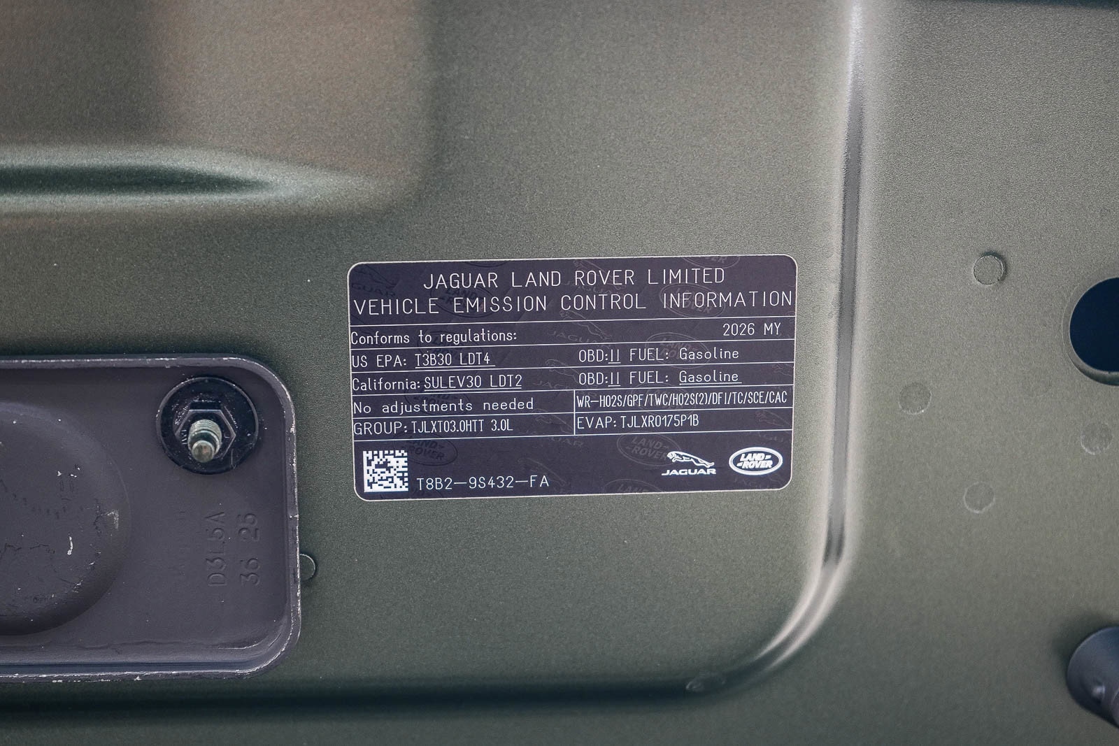 2026 Land Rover Defender X-Dynamic SE - Photo 28