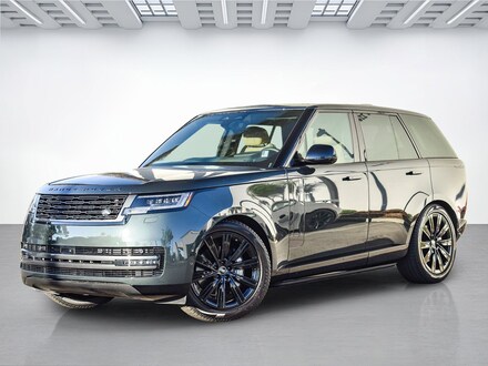 2025 Land Rover Range Rover SE SUV