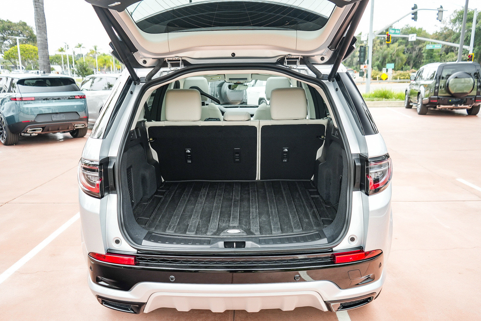 2025 Land Rover Discovery Sport S - Photo 28