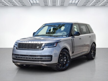 2025 Land Rover Range Rover SE SUV