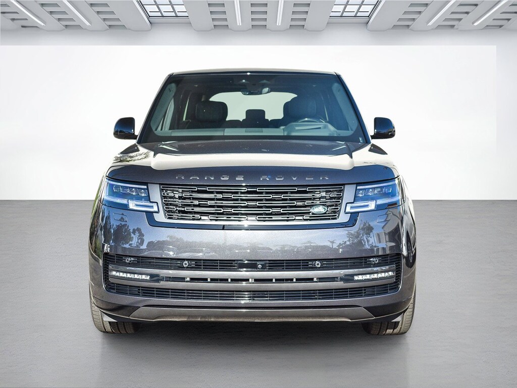 New 2025 Land Rover Range Rover SE SUV
