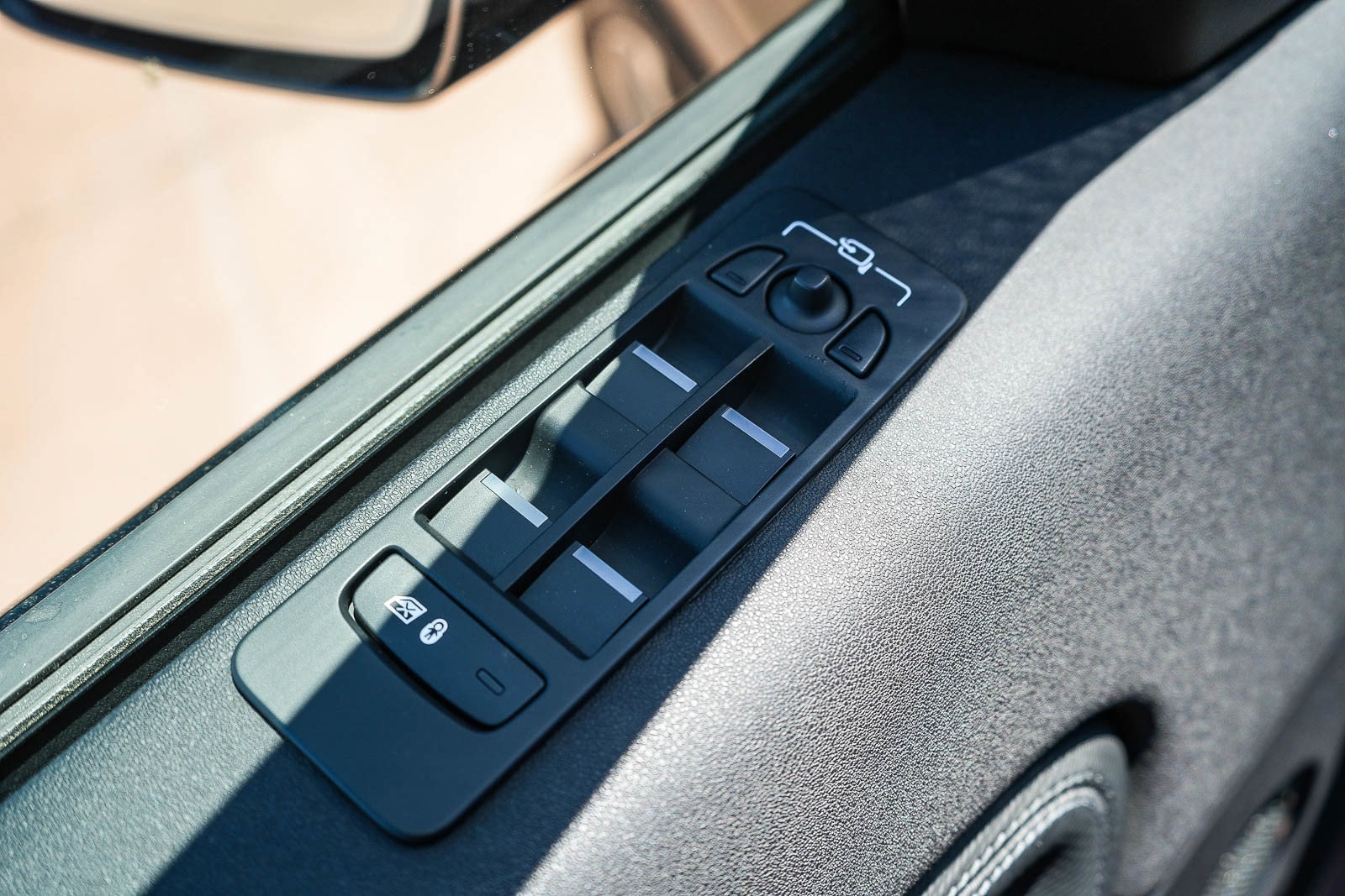 2024 Land Rover Discovery Sport Dynamic SE - Photo 22
