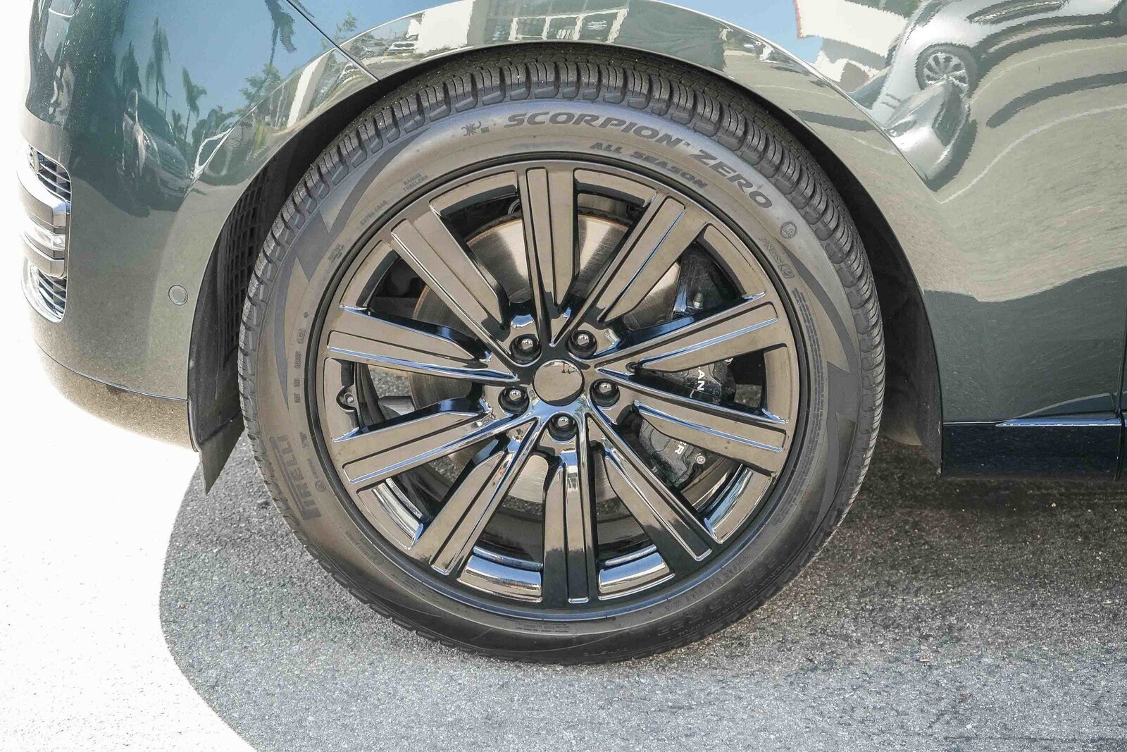 2023 Land Rover Range Rover SE - Photo 12