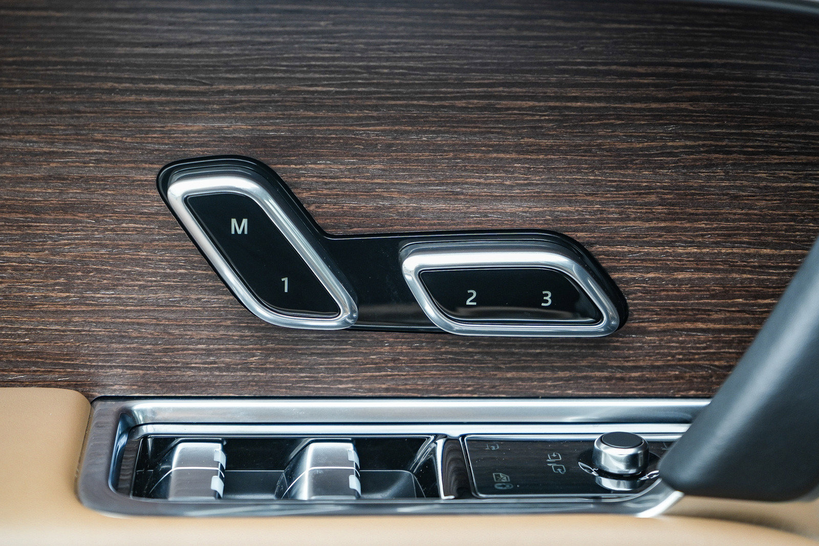 2024 Land Rover Range Rover SE - Photo 21