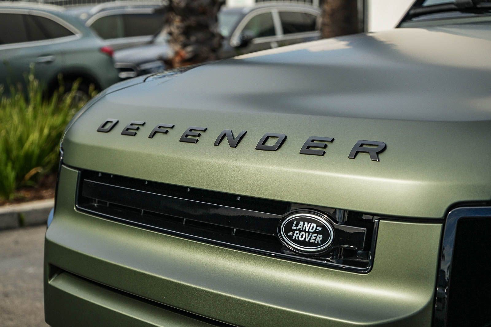 2026 Land Rover Defender X-Dynamic SE - Photo 10