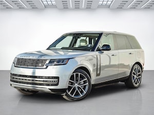 2025 Land Rover Range Rover P550e SE SUV